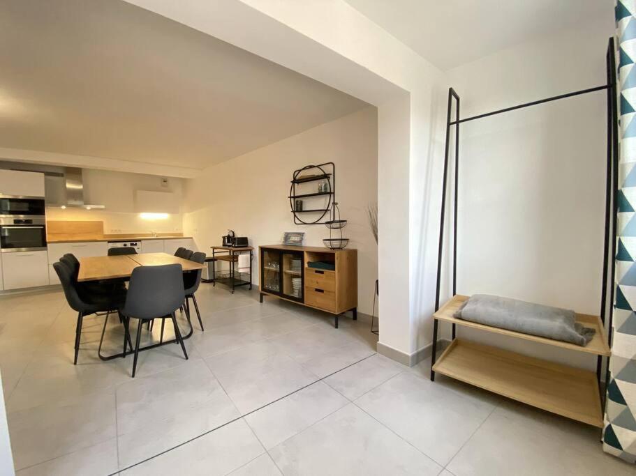 B32- T3-Les Hauts Du Port-Parking-Clim-Wifi-50M Du Port Bonifacio  Esterno foto