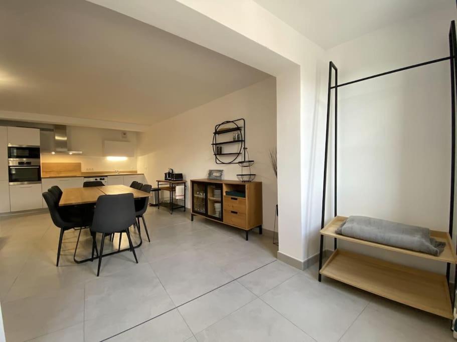 B32- T3-Les Hauts Du Port-Parking-Clim-Wifi-50M Du Port Bonifacio  Esterno foto